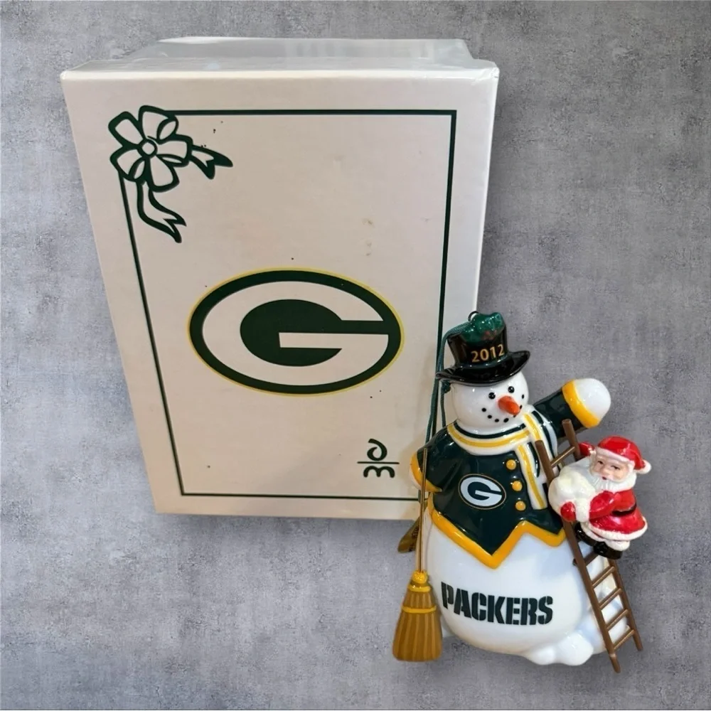 2012 Green Bay Packers Danbury Mint Santa & Snowman Christmas Holiday Ornament